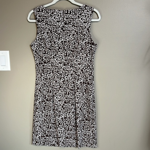 Dressbarn Women’s Size 8 Classic Vintage Brown & White A-Line Sleeveless Dress - Picture 9 of 9